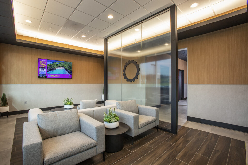 Planet Fitness inside its black card spa, natural design